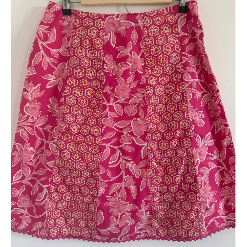 Floral Pink A-Line Skirt With Honeycomb Pattern By A.M.I. Size 10 Cotton & Spand
